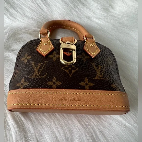 Miniature Alma - Picture 3 of 5